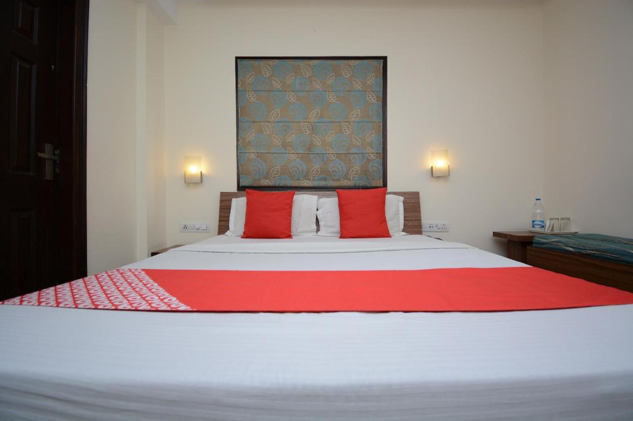 Oyo 5478 Skippers Inn Лудяна Стая снимка