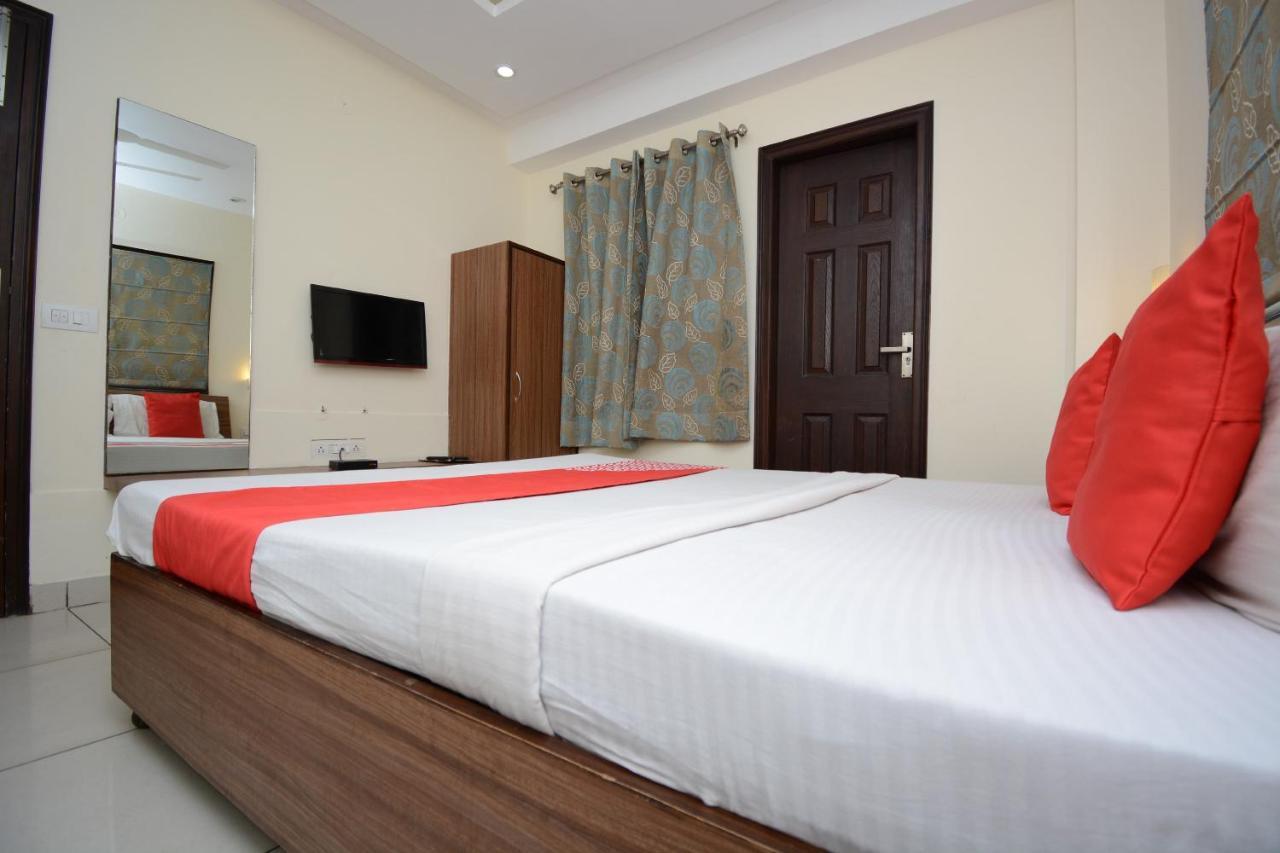 Oyo 5478 Skippers Inn Лудяна Екстериор снимка