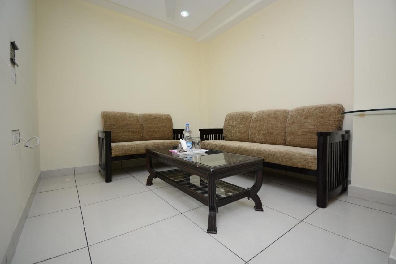 Oyo 5478 Skippers Inn Лудяна Екстериор снимка